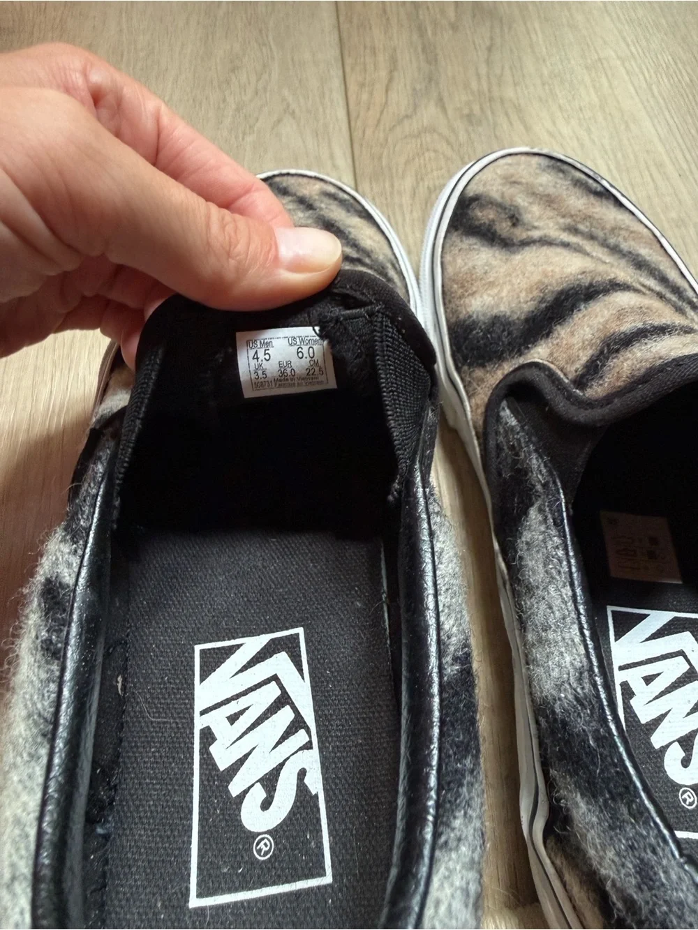 Womens Slip-On Vans Tan & Black Tiger Print